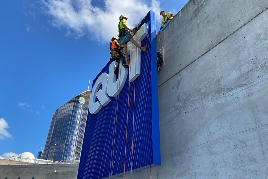 QUT illuminated sign installation