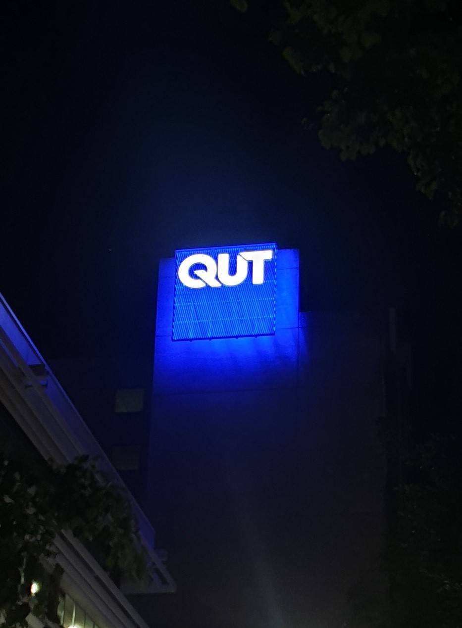 QUT