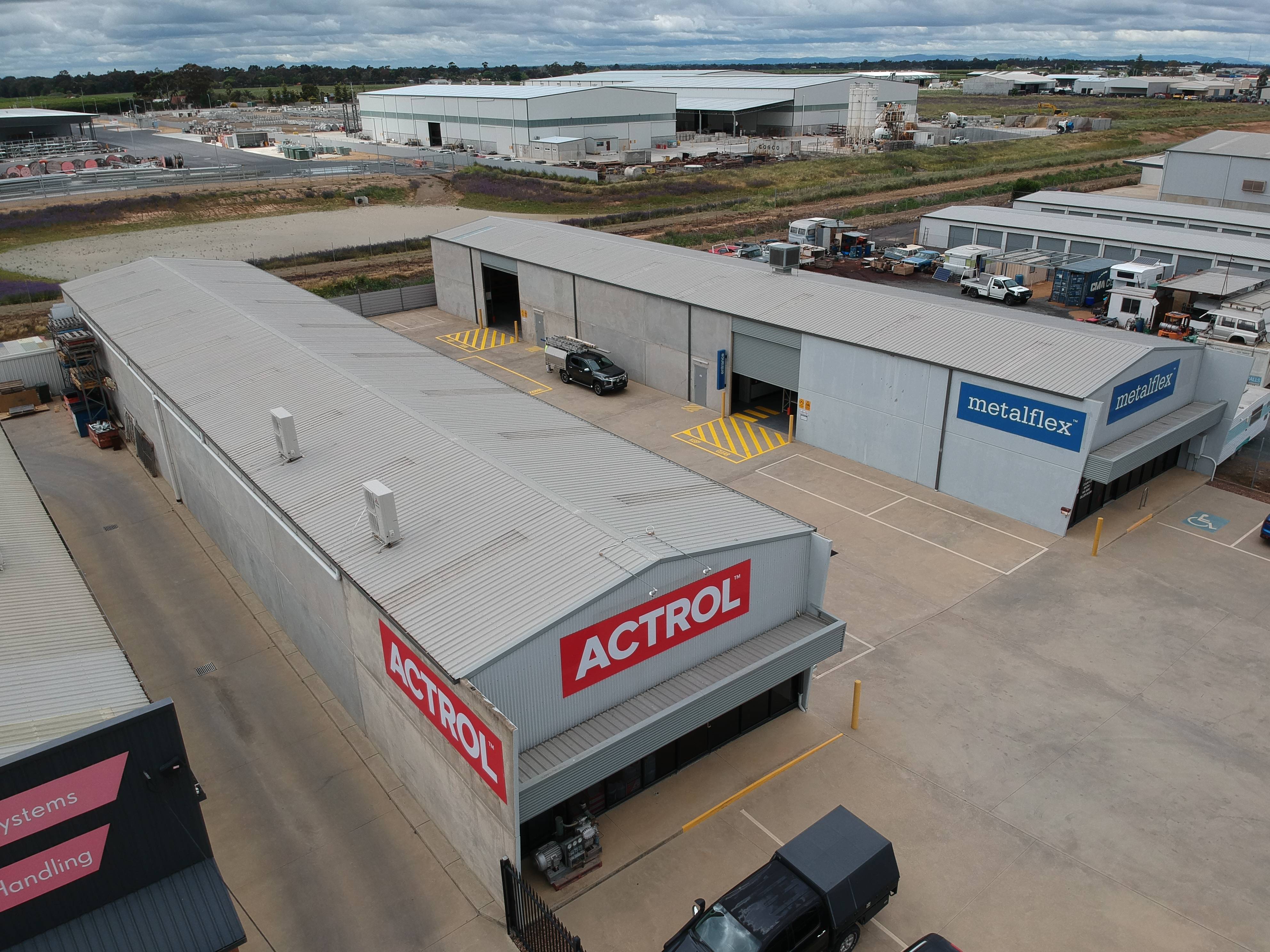 Actrol and Metaflex building signage